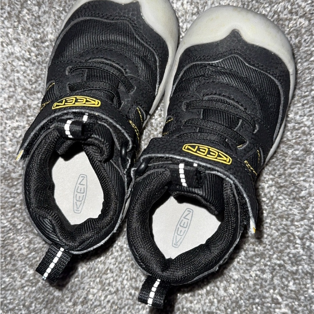 KEEN Kids Black Shoes